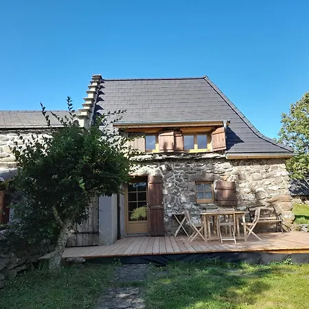 Rénové Pour 4 Pers. Avec Accueil équin, Saint-front - Fr-1-582-538 * Moudeyres